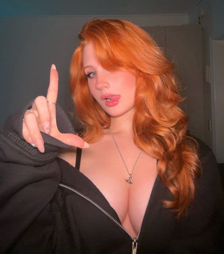 Simge S. Escort İstanbul - Fotoğraf 1 / 5