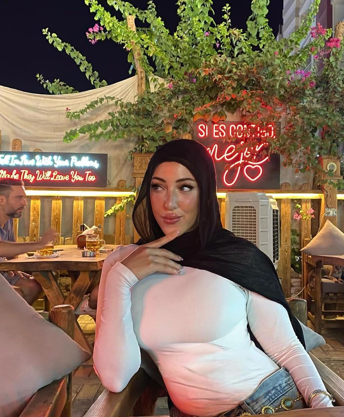 Aslı D. Escort İstanbul - Fotoğraf 1 / 3