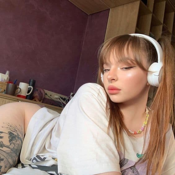 Mira P. Escort İstanbul - Fotoğraf 1 / 3